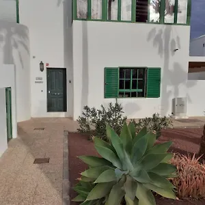 https://bb-lanzarote-playa-blanca-casa-rey.in-canary-islands.com