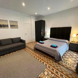 https://rooms-balmes.topbarcelonahotels.com